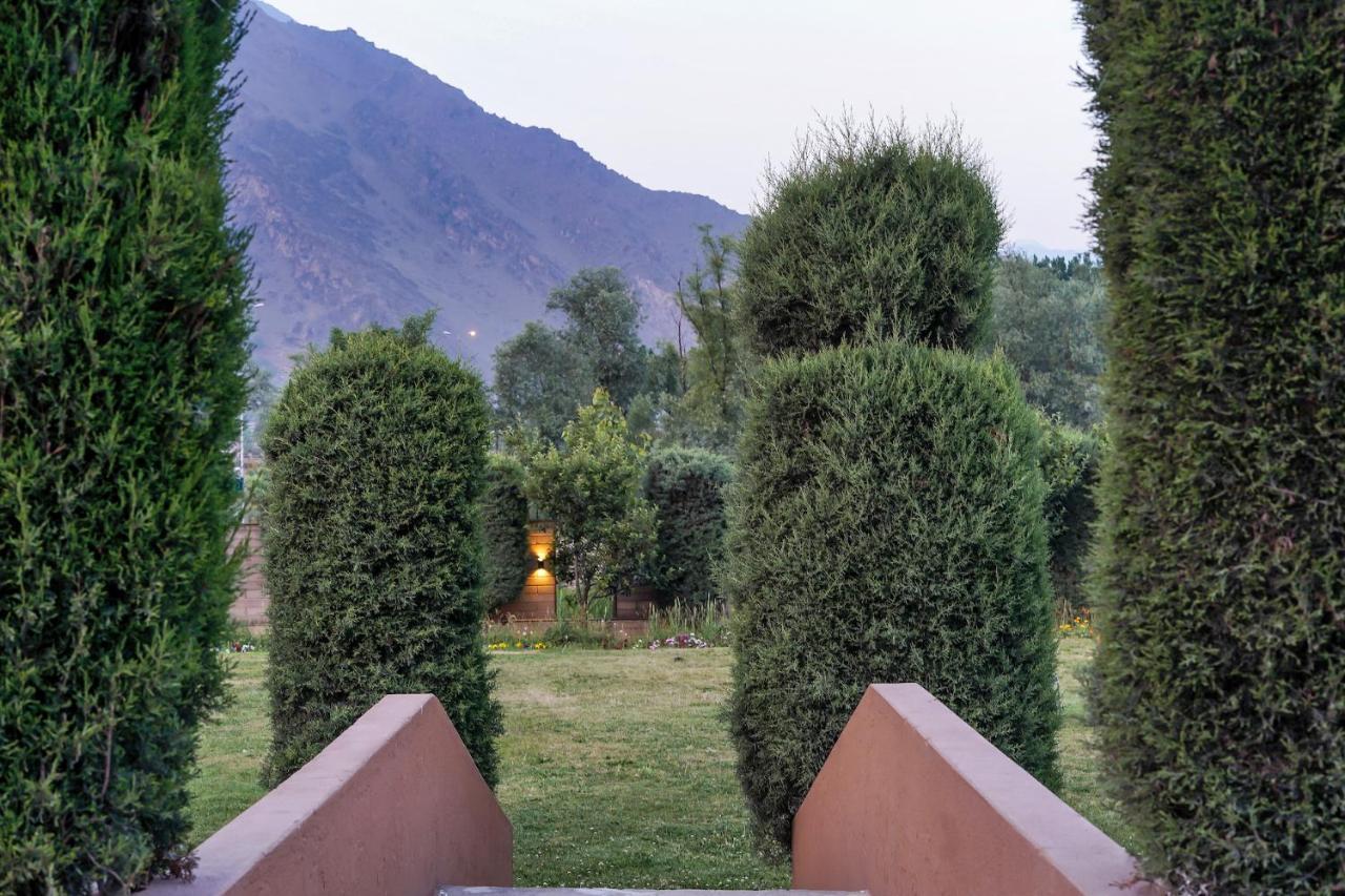 Hotel The Chinar Srinagar Exteriér fotografie