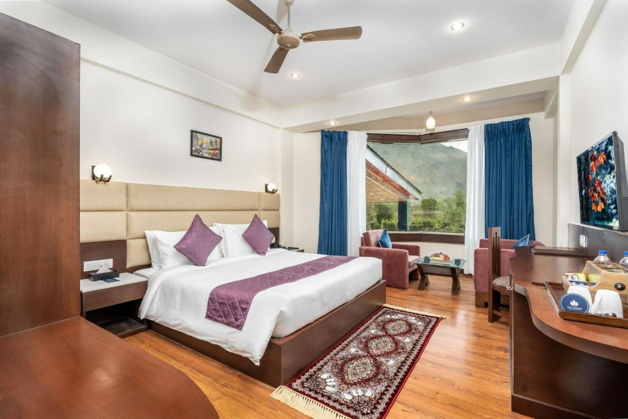 Hotel The Chinar Srinagar Exteriér fotografie